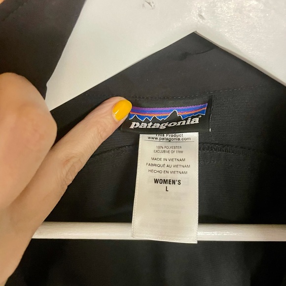 *SOLD* Patagonia All Free Jacket - Picture 4 of 6